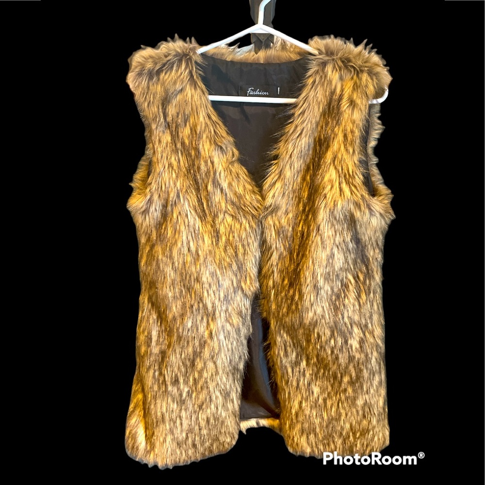 Fashion Design faux fur vest. Gorgeous only tried on, never worn.